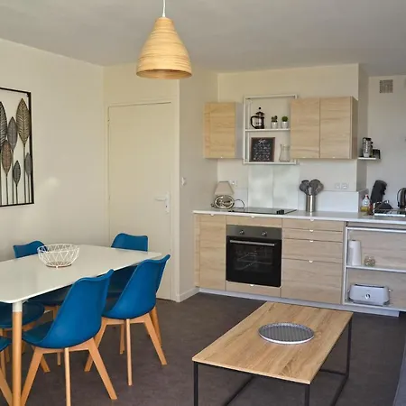 Moderne, Vue Mer, Pour 4 Personnes Lägenhet